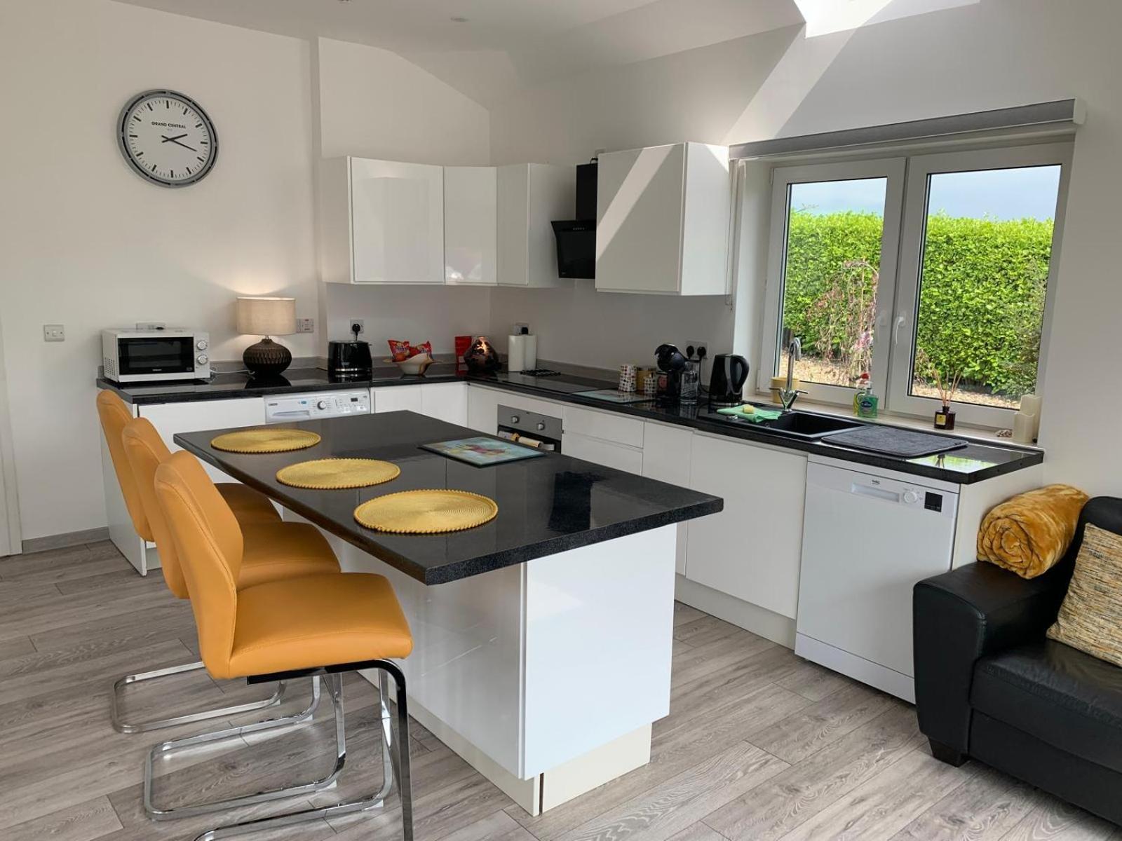 Aghadoe Lodge Киларни Екстериор снимка